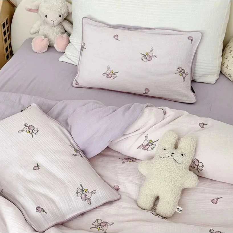 Le Caneton Beautiful Double Layer Muslin Bedding Set for Kids and Toddlers with Piping and Vintage Prints