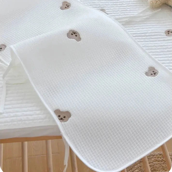 Breathable Mesh Crib Liner Set with Lovely Embroidery