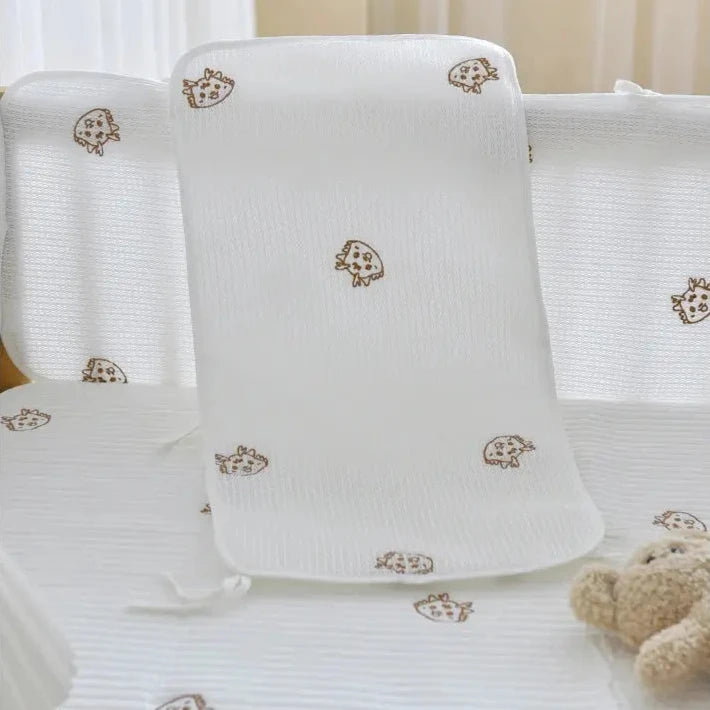 Le Caneton Breathable Mesh Crib Liner Set with Lovely Embroidery