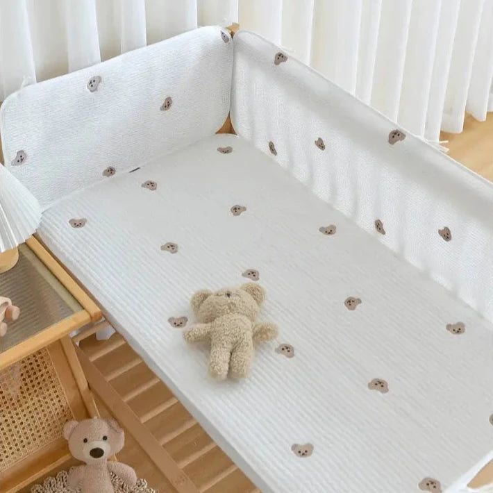 Le Caneton Breathable Mesh Crib Liner Set with Lovely Embroidery