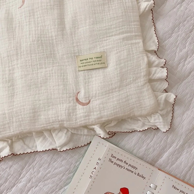 Le Caneton Ruched Muslin Blanket for Toddlers with Lovely Embroidery