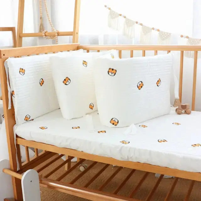 Le Caneton Soft Quilted Cotton One-Piece Baby Crib Protector with Lovely Embroidery