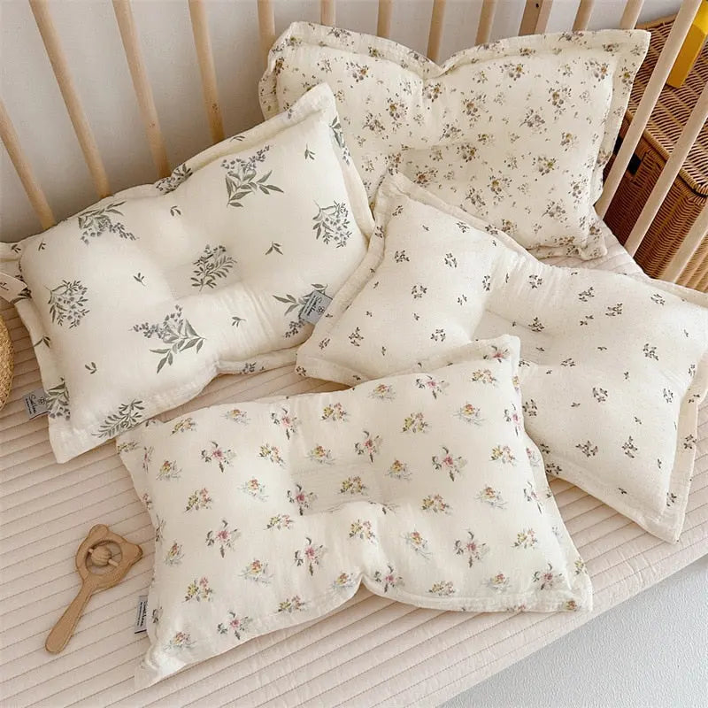 Vintage Style Extra Soft Muslin Pillow & Duvet with Floral Pattern for Toddlers