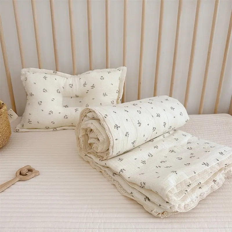 Vintage Style Extra Soft Muslin Pillow & Duvet with Floral Pattern for Toddlers