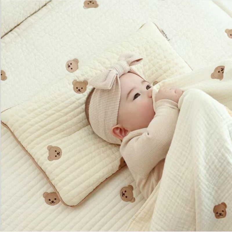 Cotton & Mesh Breathable and Sweat-Absorbing Quilted Baby Pillow